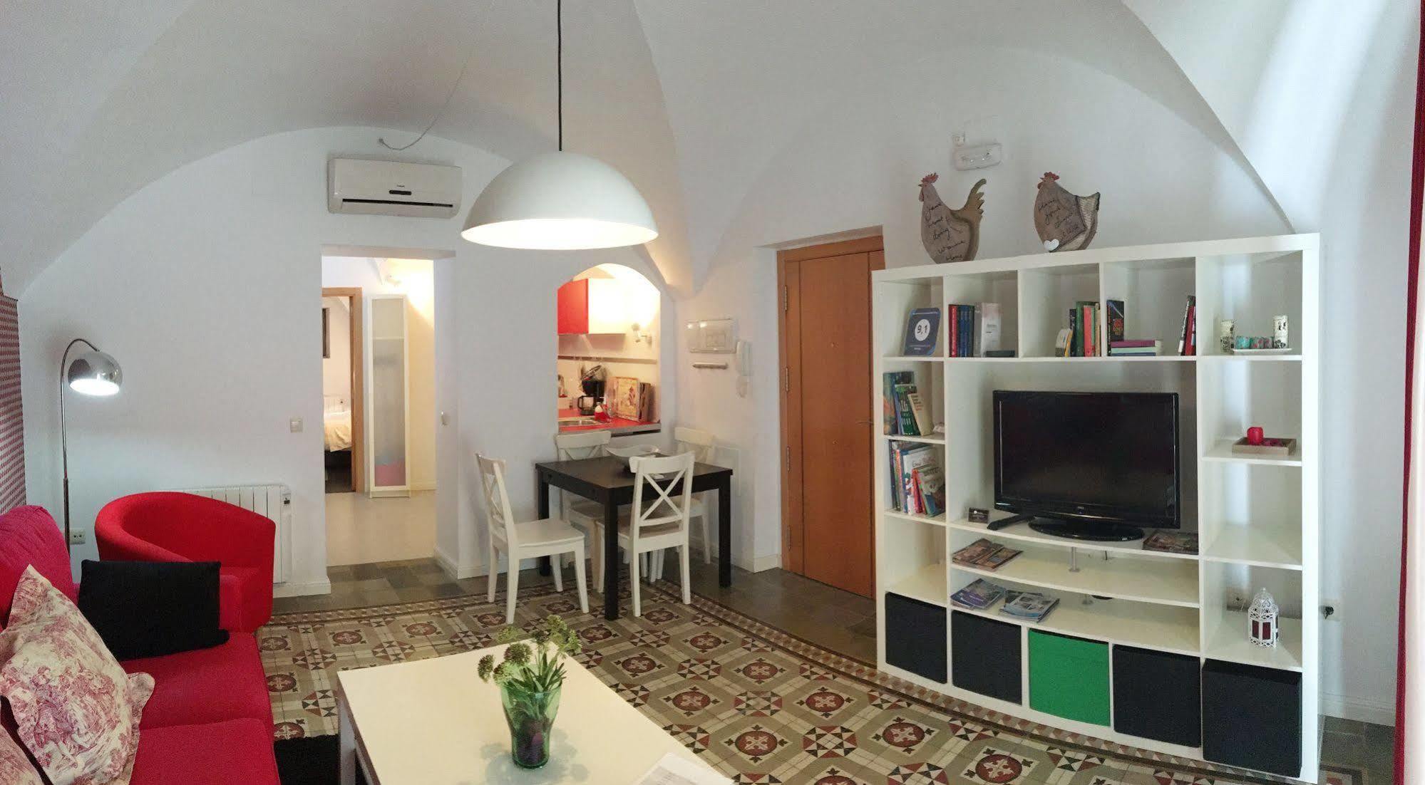 Apartamentos La Machacona Plaza De Santiago Apartment Caceres