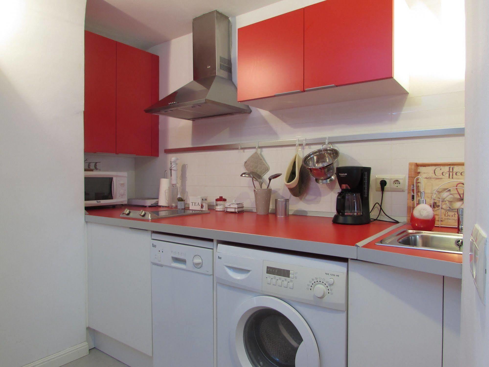 Apartamentos La Machacona Plaza De Santiago * Caceres